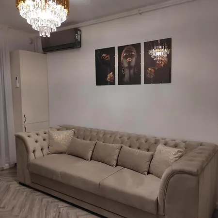 Sofi 20 Promenada Apartment